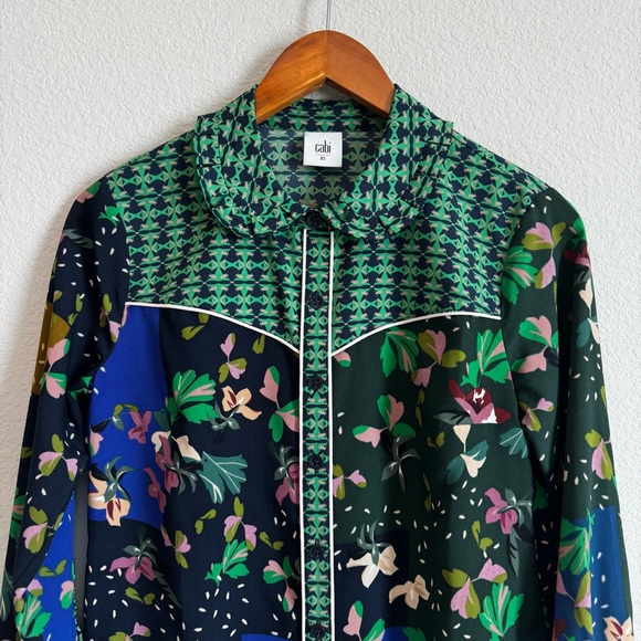CAbi #5520 Bronco Patchwork Floral Mix Print Western Button Down Top Size XS - Picture 3 of 8
